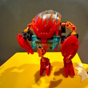 Lego bionicle Tahnok 8563